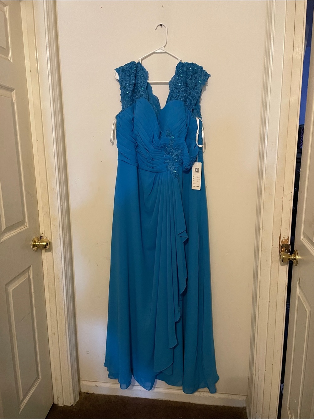 Sleeveless Teal Blue Evening Gown with Beaded Shoulders
